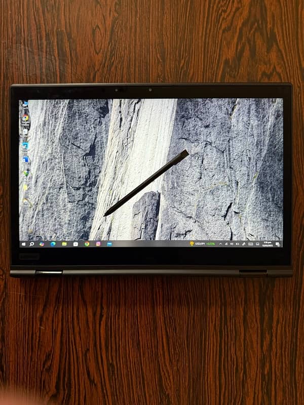 Lenovo Thinkpad X1 Yoga ( x360 Pen and Touch Display ) 6