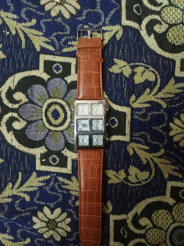 ice link 6 time zone watch 2