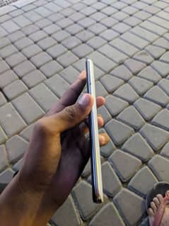 selling OPPO Reno 2Z PTA APPROVED