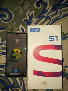 vivo s1 4/128 gb lush condition