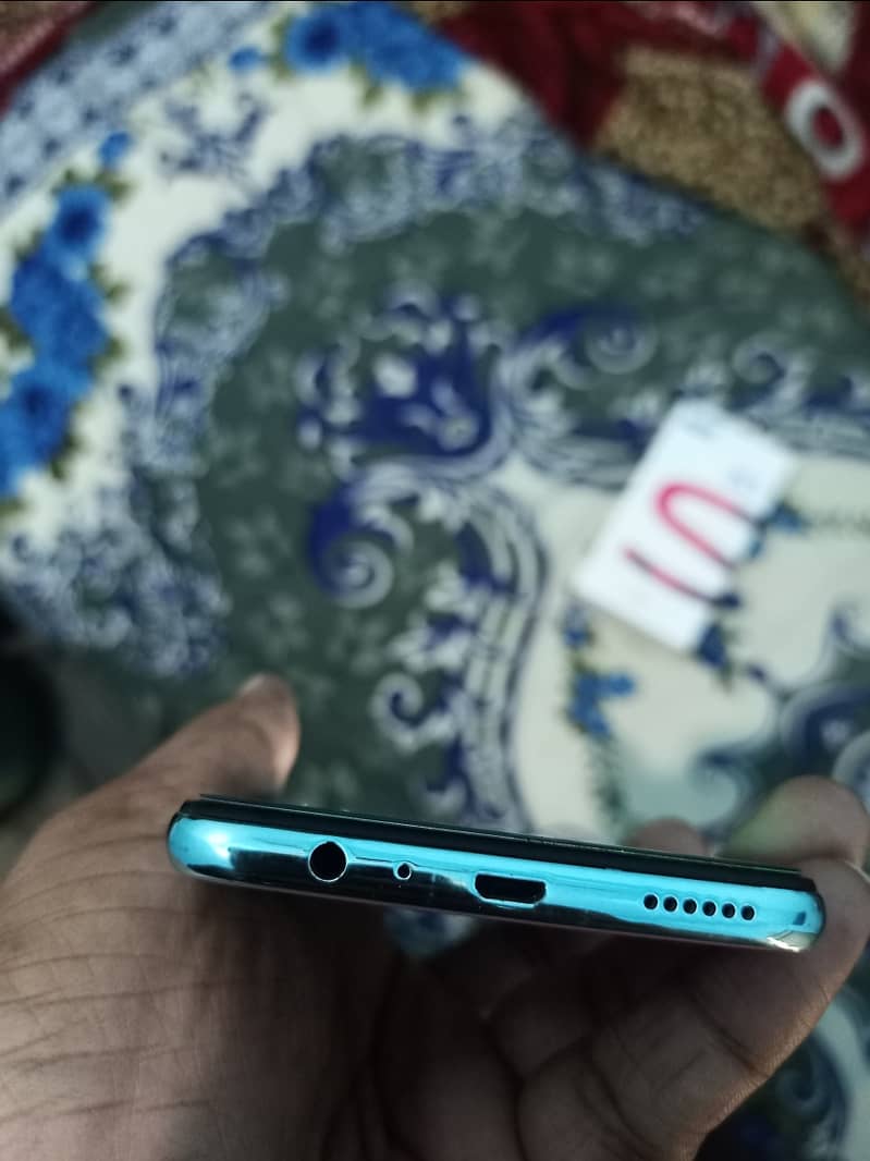 vivo s1 4/128 gb lush condition 5