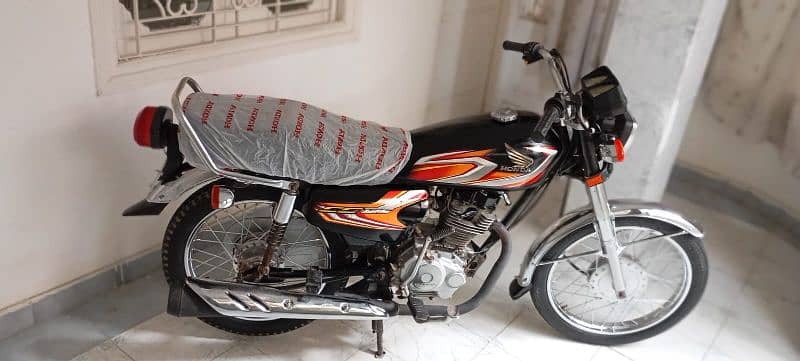 2022 Honda 125 karachi number 2