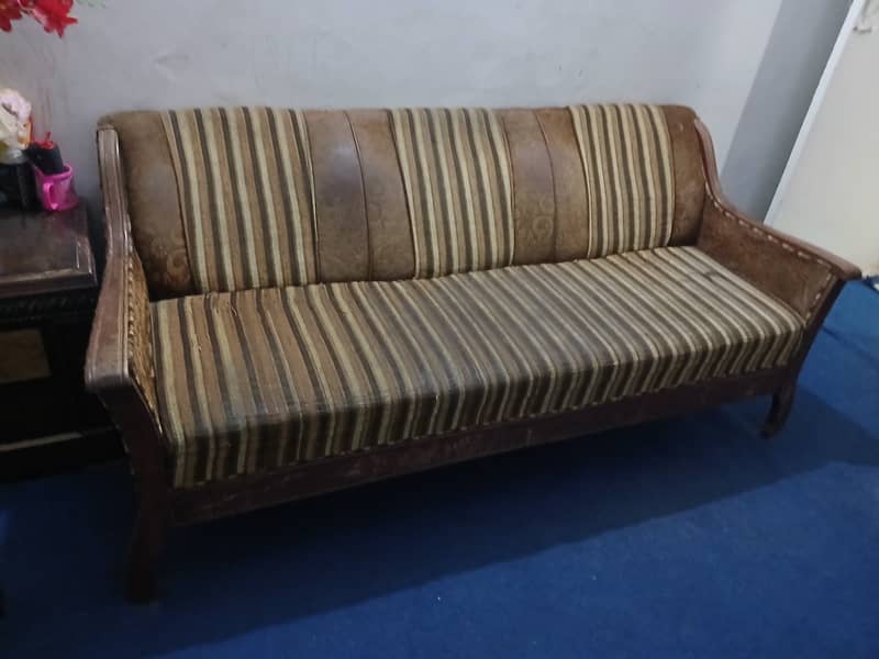 Sofa for Sell 1