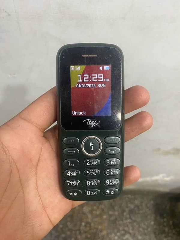 Itel keypad mobile dual sim Sd card 1