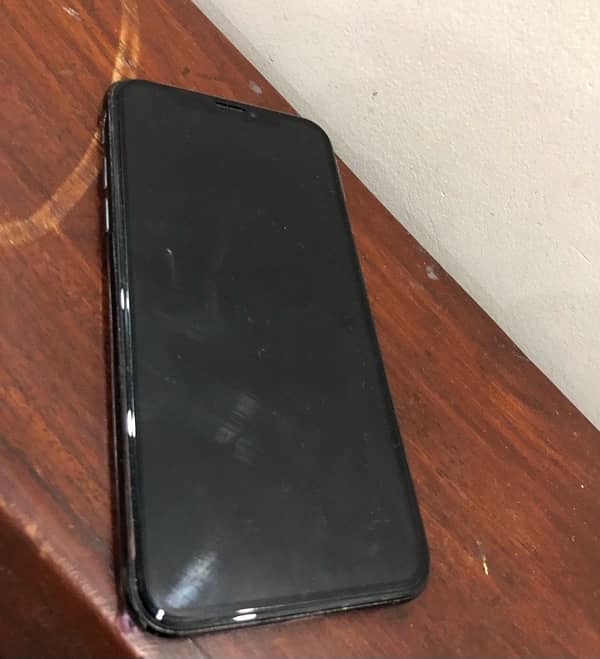 iphone x non PTA in good condition 0