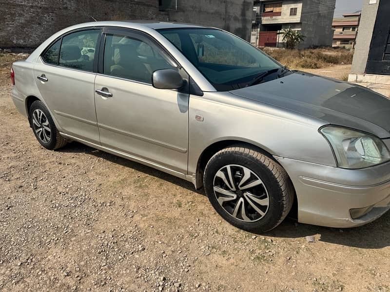 Toyota Premio 2005 3