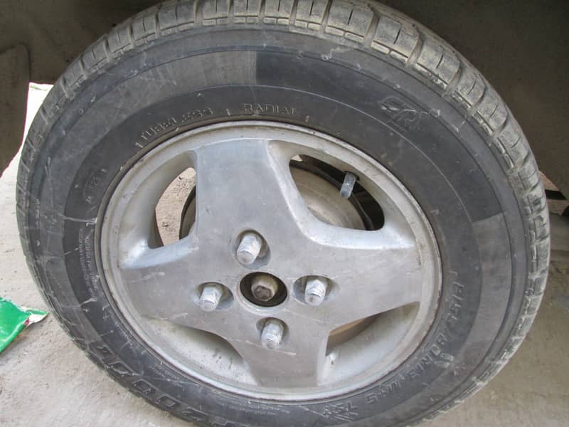 2 stepney spare wheel with Tires 13" PCD 114,. O3OO,2357.826 4