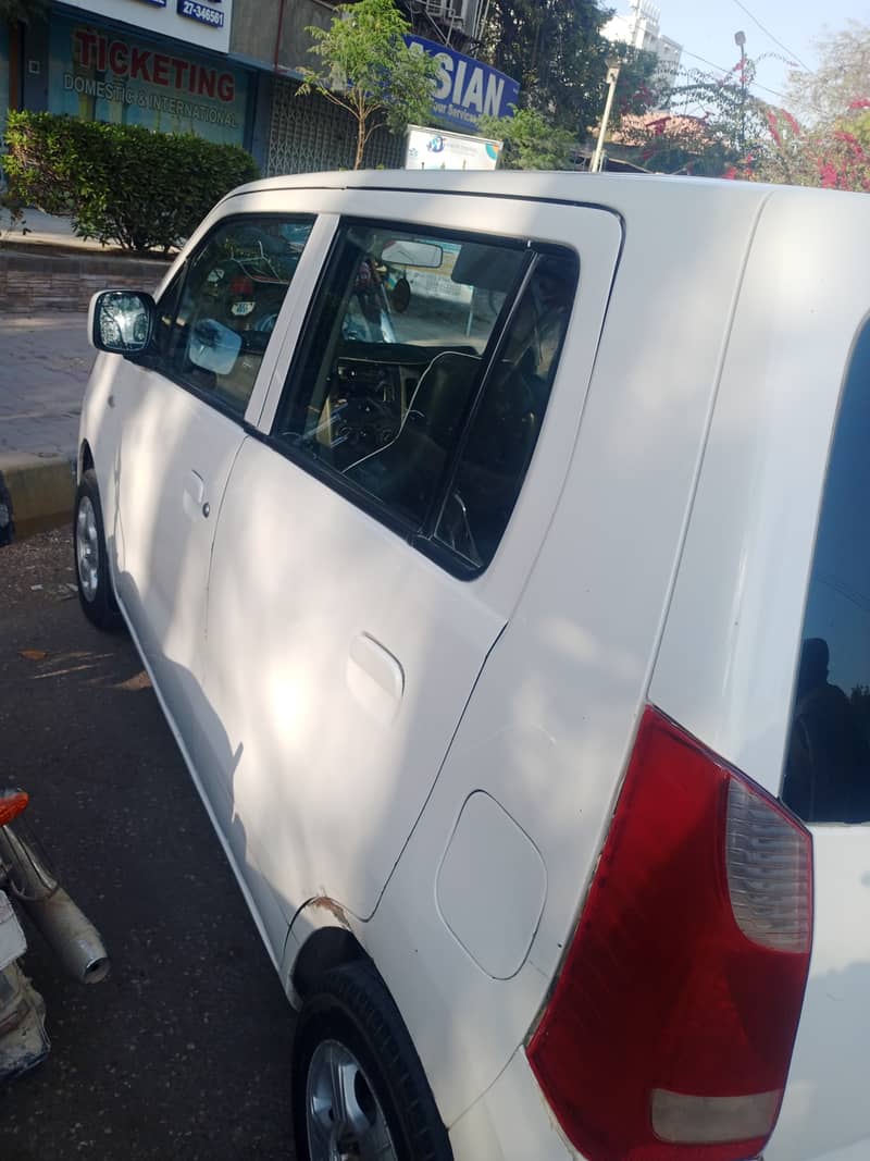 Suzuki Wagon R 2015 3