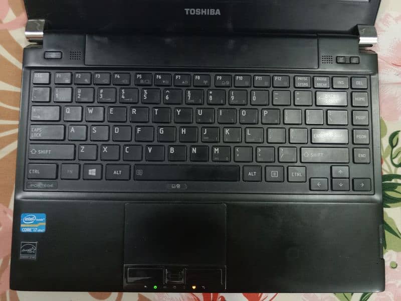 Toshiba portege laptop core i7 vpro 2