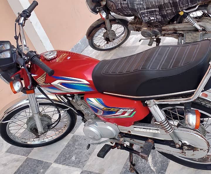 Honda CG 125 2022 5