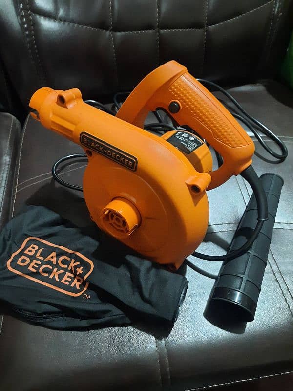 Black Decker Imported Air Blower + Vacuum 1