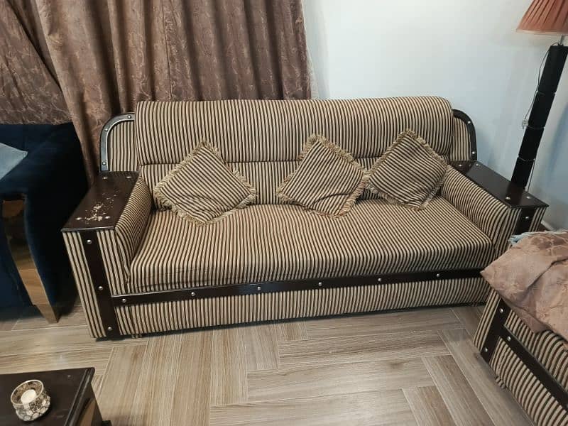 Sofa set of 3 , 2 and 1 1