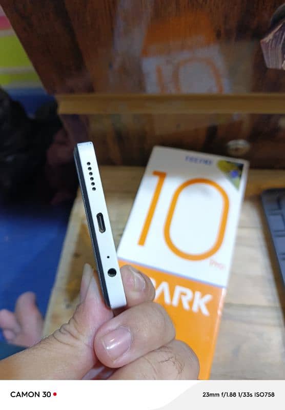 Tecno spark 10 pro 8/128 4