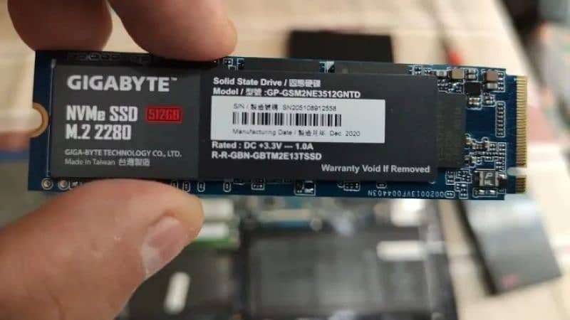 NVME M2 512GB/ DDR4 RAM 16GB available 3