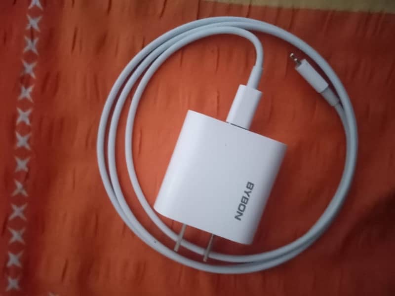 i phone 12 pro with charger 2