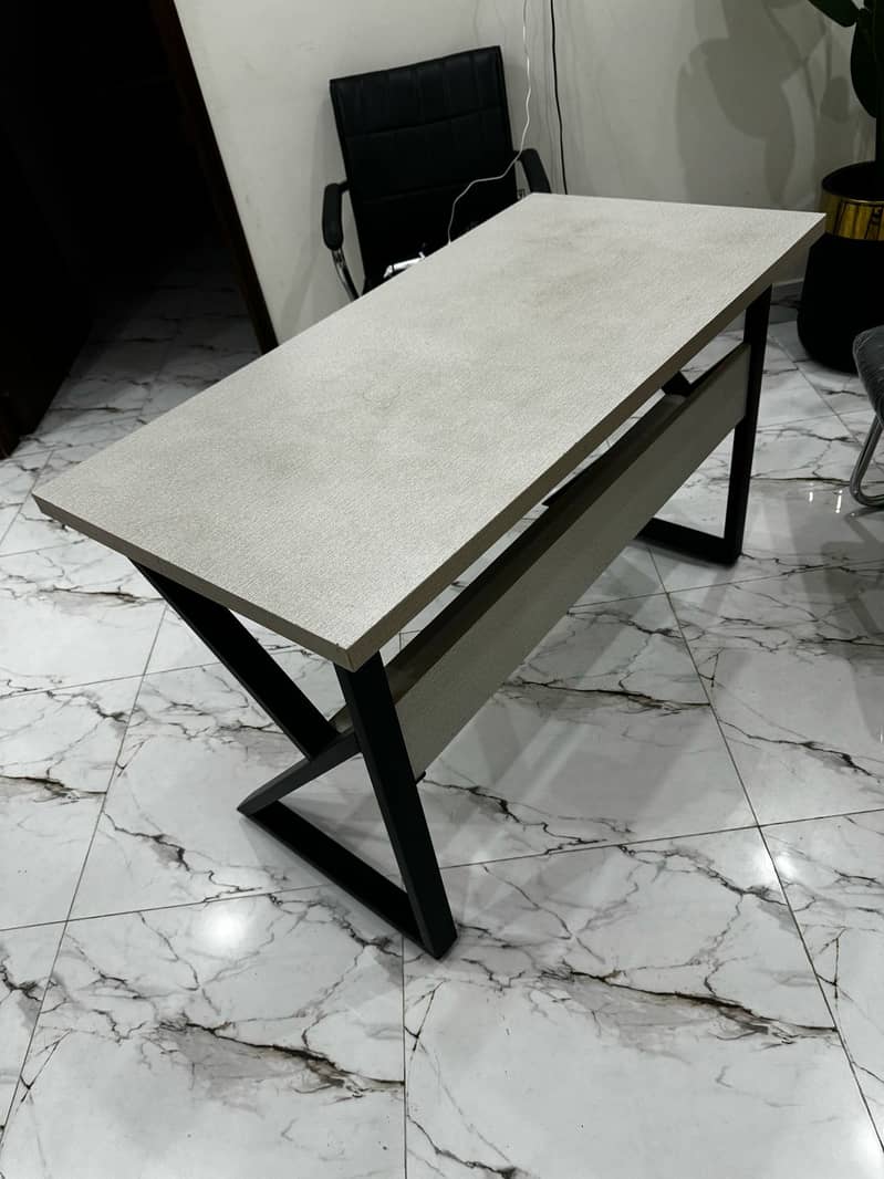 Workstation, Laptop table with Draw Customized with imported Material 3