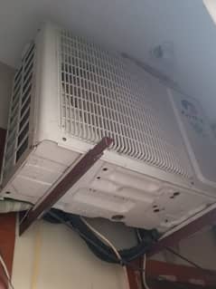 Gree Split Air Condioner