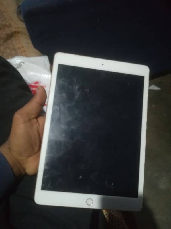 Tablet Brand Apply used 10 bye 9 all oky OK 6