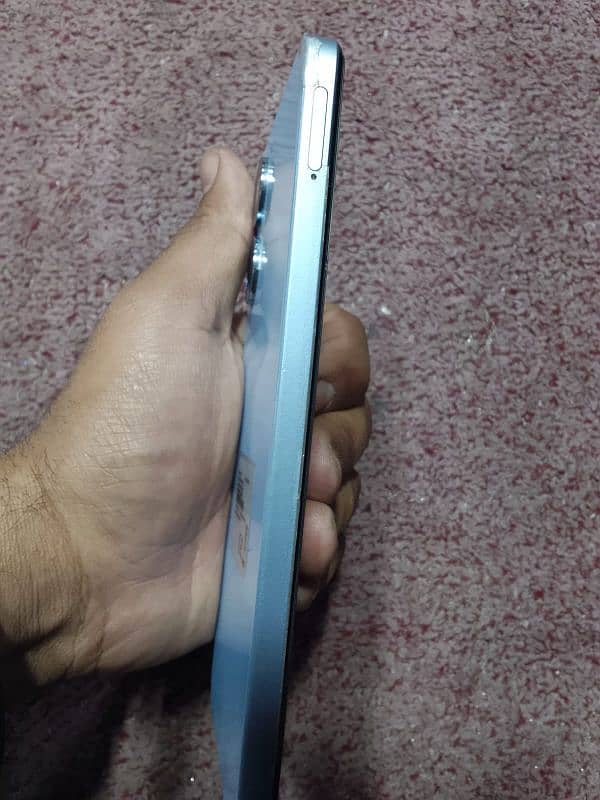 Realme note 60. back paper laga hua hai. 4