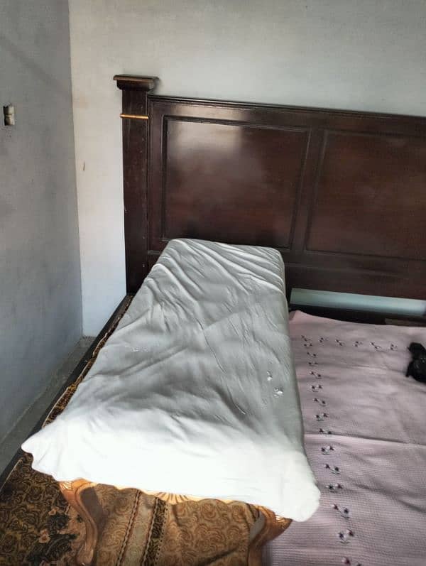 only bed for sale 3