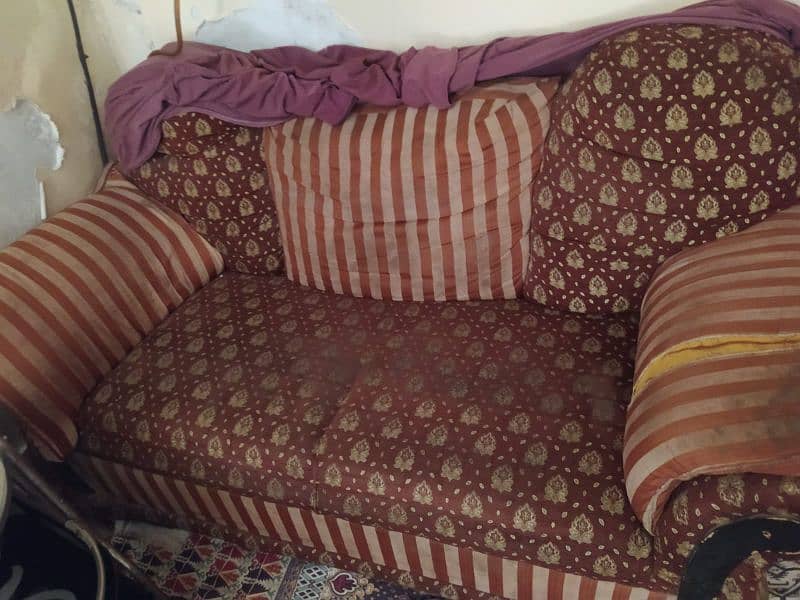 sofa for sale 0