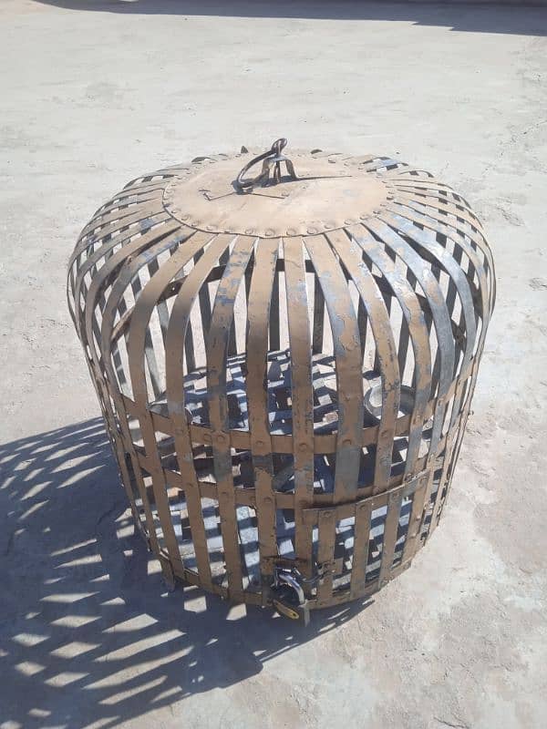 Cage for sale in good condition 1