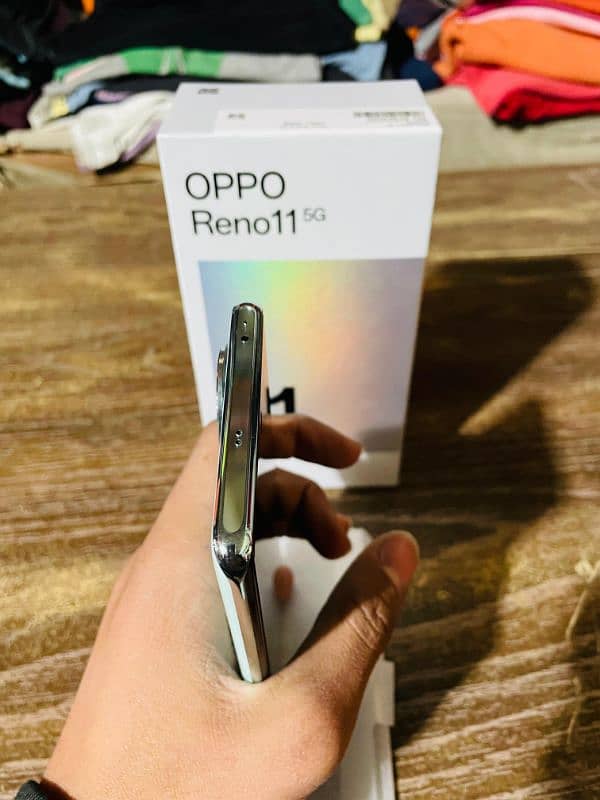 Oppo Reno 11 3