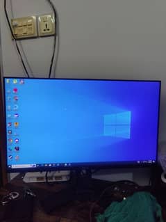 Dell 24 inch (Borderless LED)