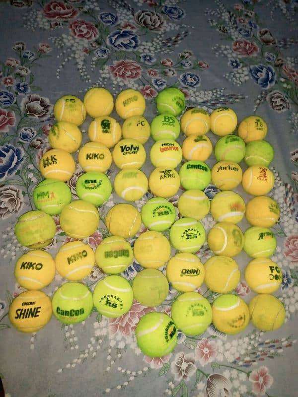 Fifty Cricket tennis balls 0