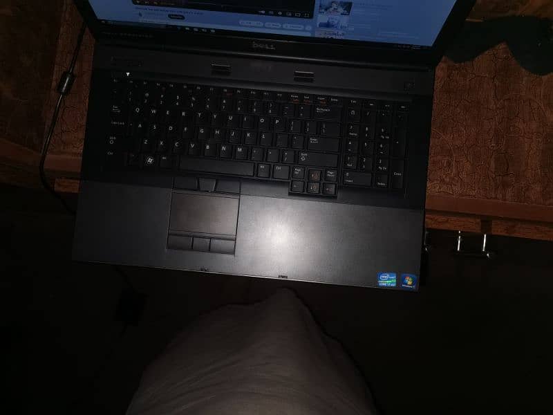 Dell gaming work station laptop 5