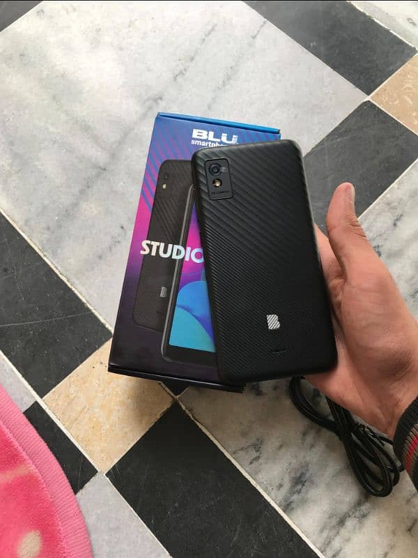 Studi mini phone 2GB ram 32GB storage Nonpta with box 10v10 condition 4