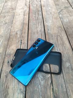 Moto edge 2021 with free black case/cover