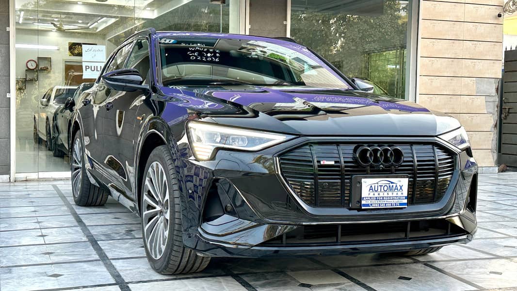 Audi e-tron S Line - 2022 2