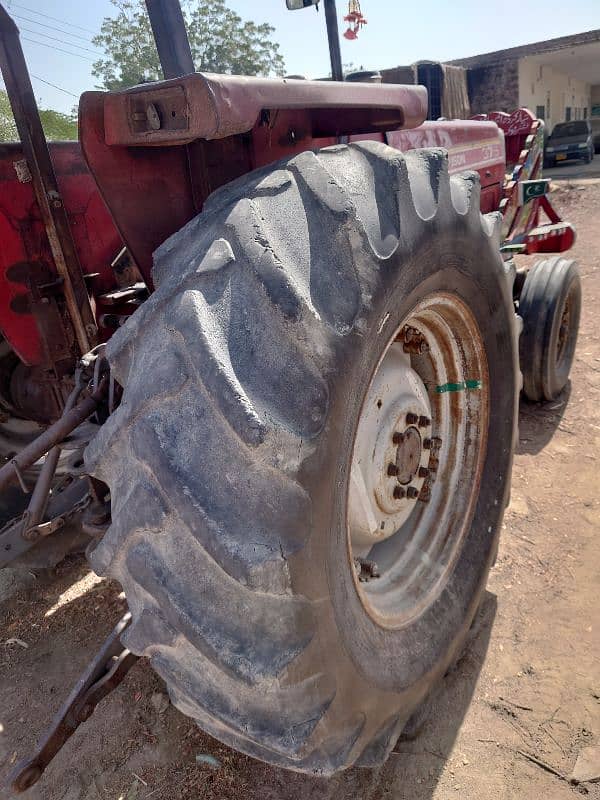 MASSEY TRACTOR 375 14