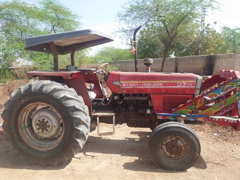 MASSEY TRACTOR 375 16