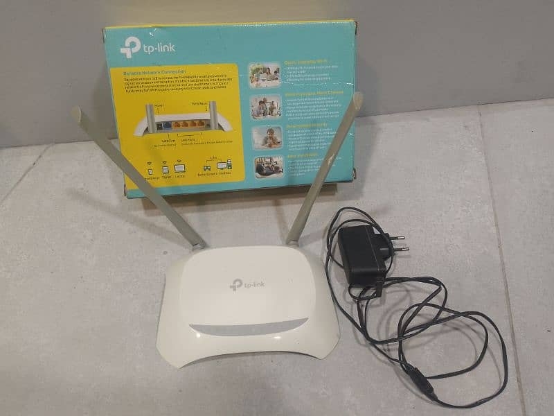 TP-Link 300Mbps Double Antenna Wireless N Router 1