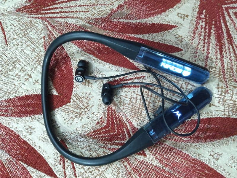 Ronin r270 best sound quality and calling blooth connect 10/09 3