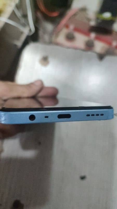 realme c50 rem4 rom64 he new phone all okay 2 month use 3