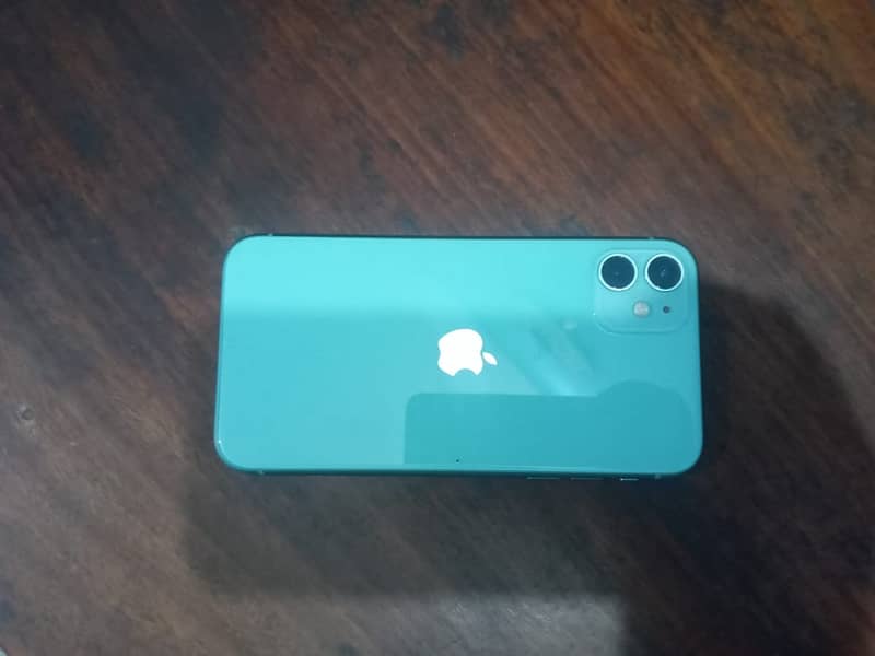 Apple iPhone 11 3