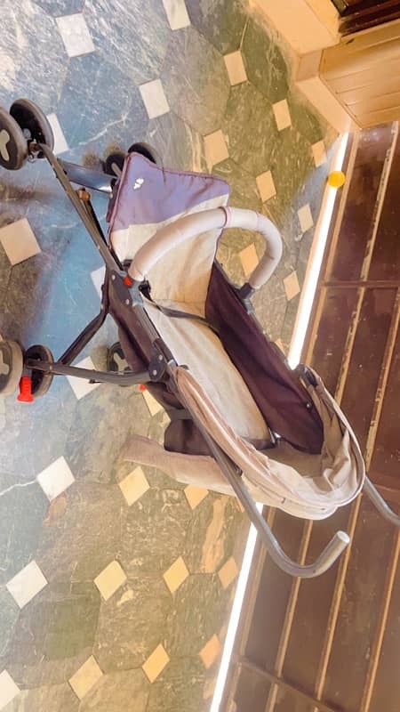 pram new condition 0