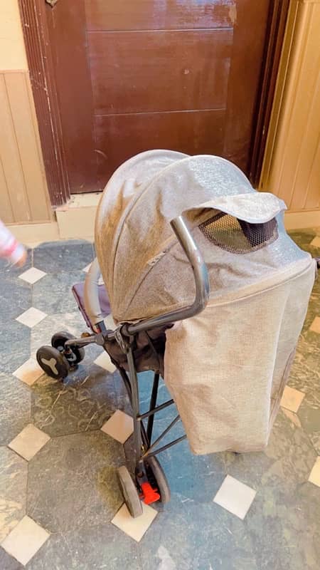 pram new condition 1