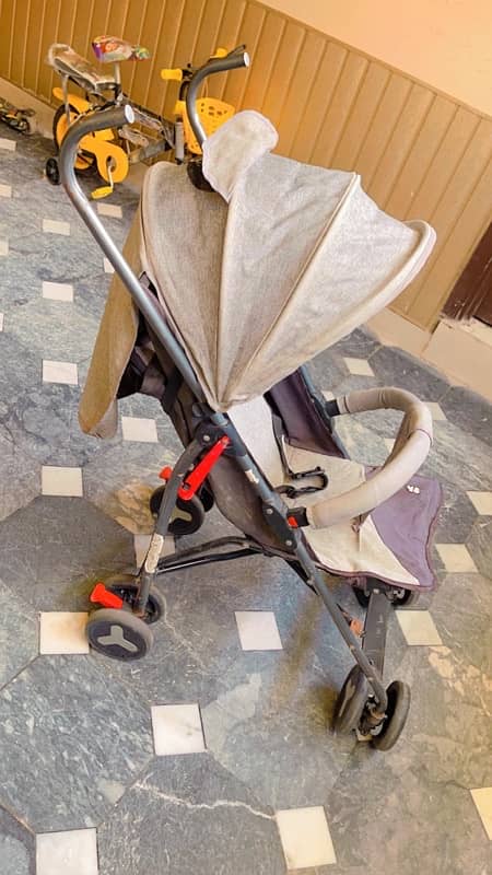 pram new condition 3