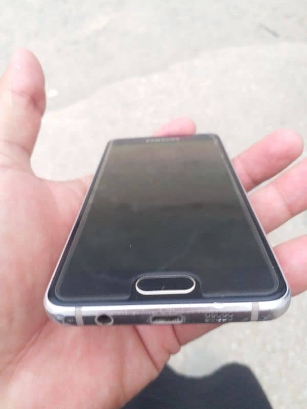 Samsung galaxy A3 4