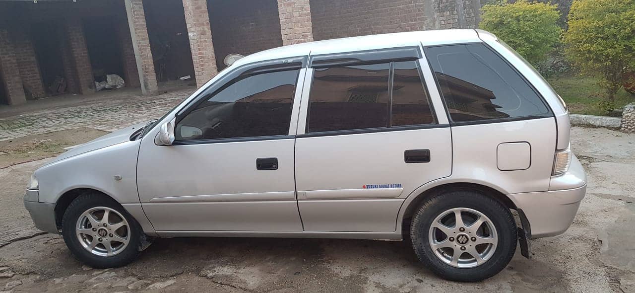 Suzuki Cultus VXR 2016 3