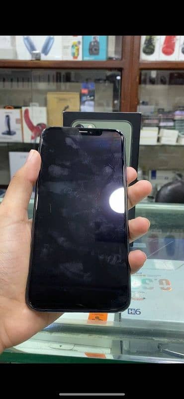 iphone 11 pro max PTA approved 256gb 4