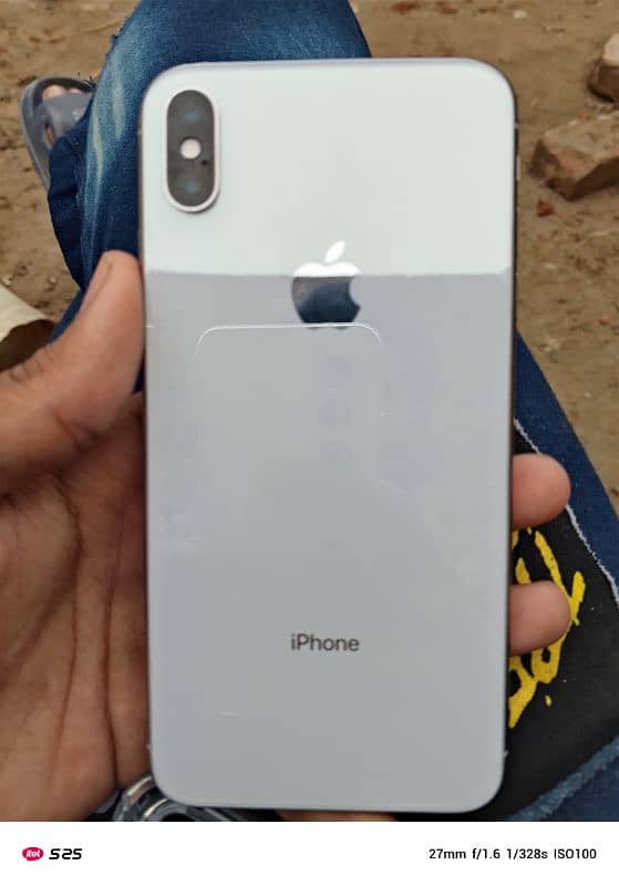 XS Max Non PTA 256GB memory 96% health 4