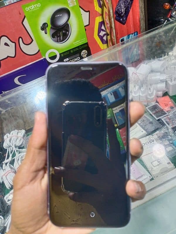 I phone 11 all okay 10by10 condition 1