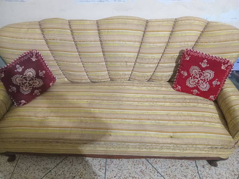 wooden sofa set in good condition 1