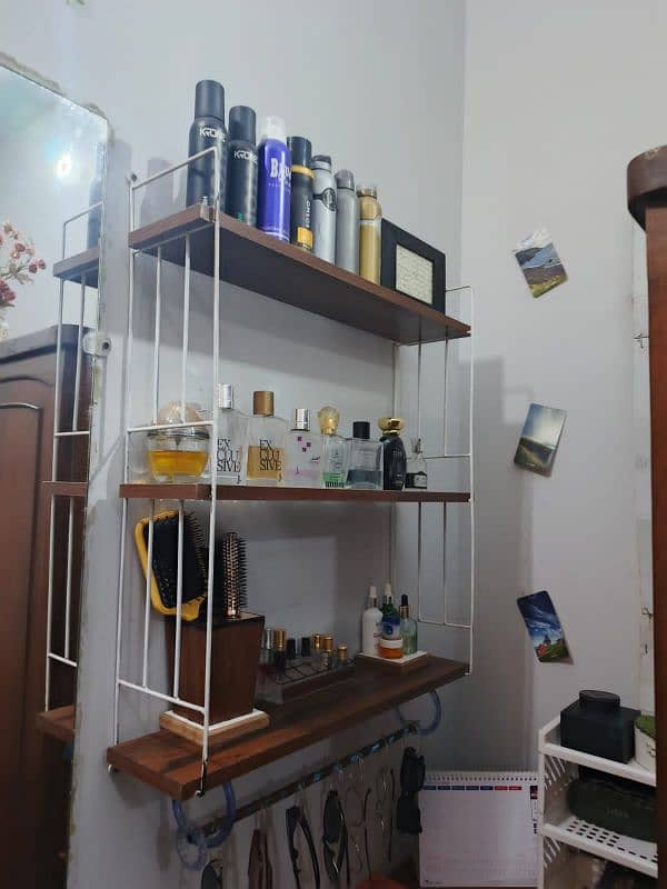 shelves for an organizing use 0