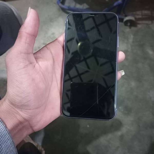 iphone 11 64gb All ok just battety change 1